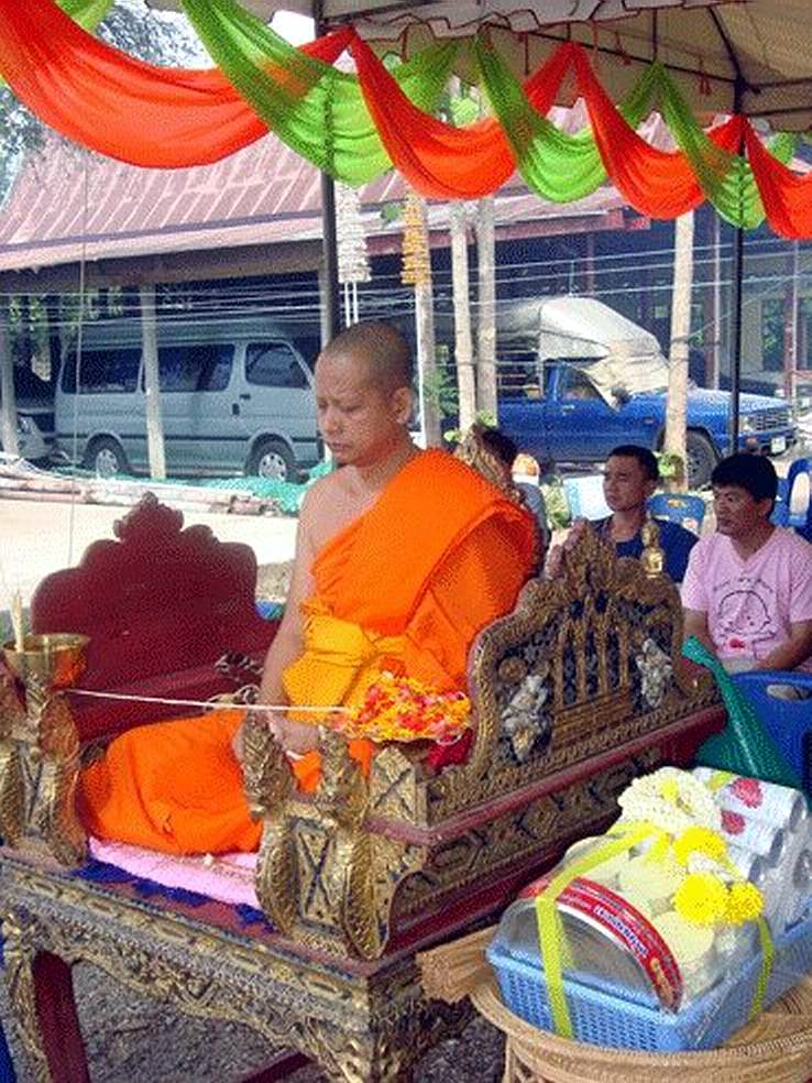 Luang Phor Yit